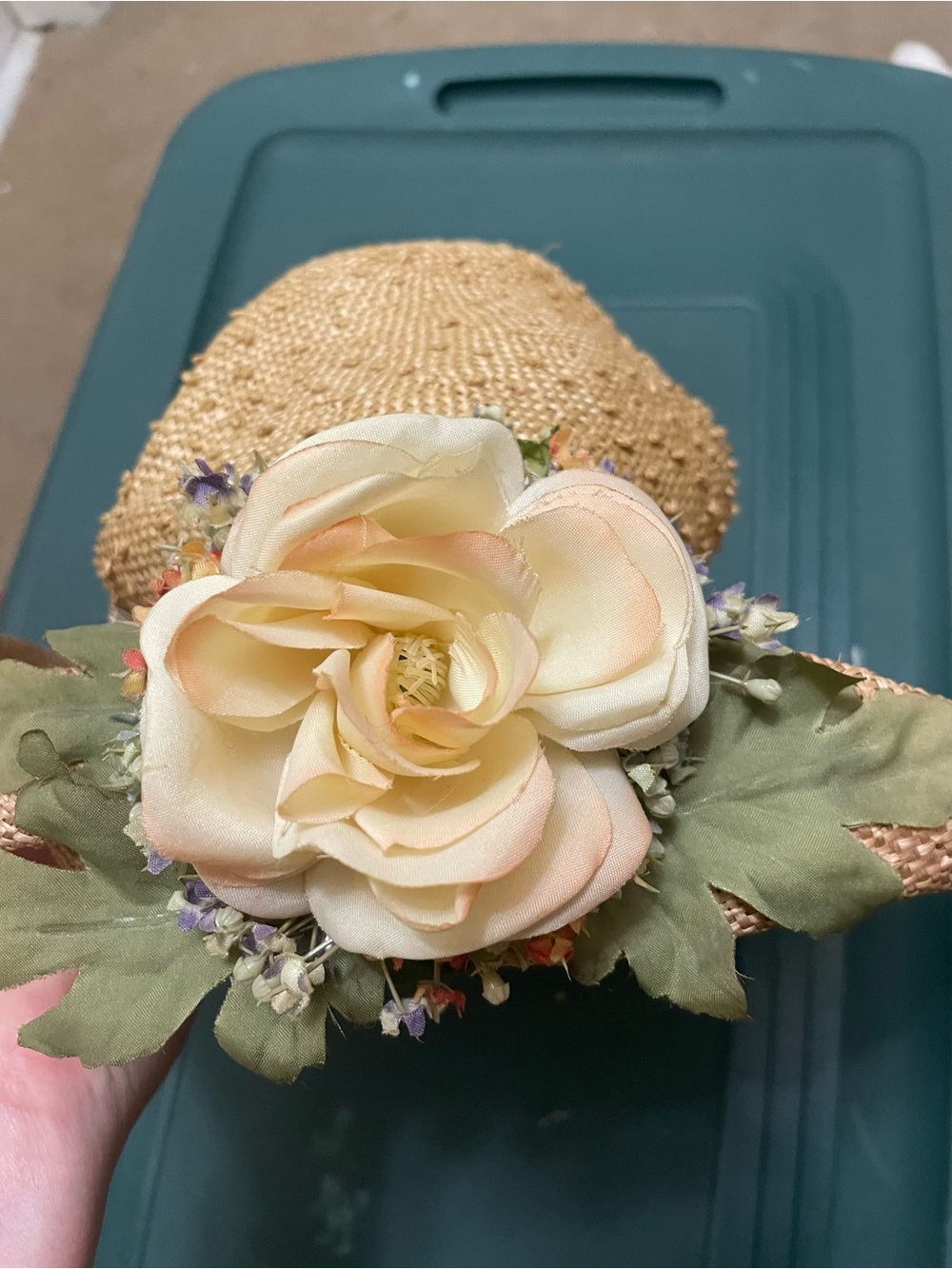 Vintage 90s Tina Luxe Straw Sun Hat with Cream Rose Accent - Picture 2 of 9